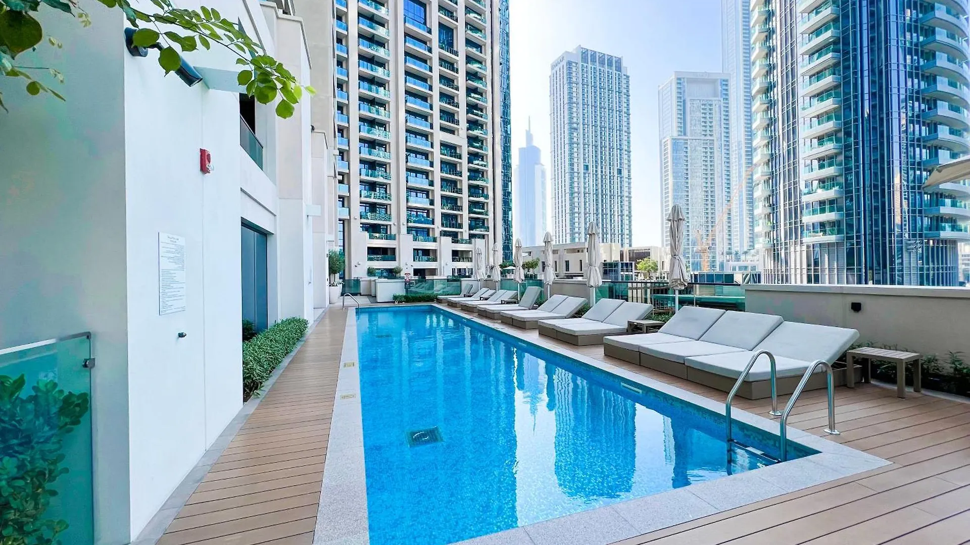 Downtown Luxury - Open Views Of The City & The Sea - Walking Distance To Dubai Mall Apartment