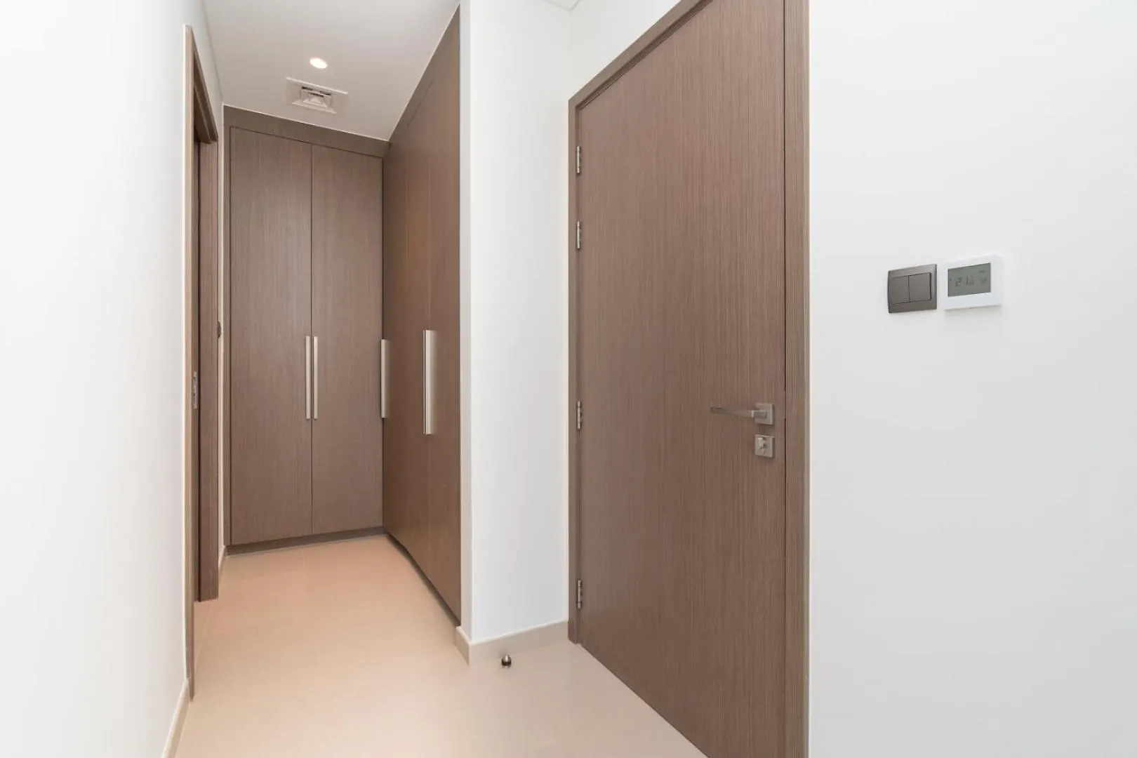 Downtown Luxury - Open Views Of The City & The Sea - Walking Distance To Dubai Mall Apartment