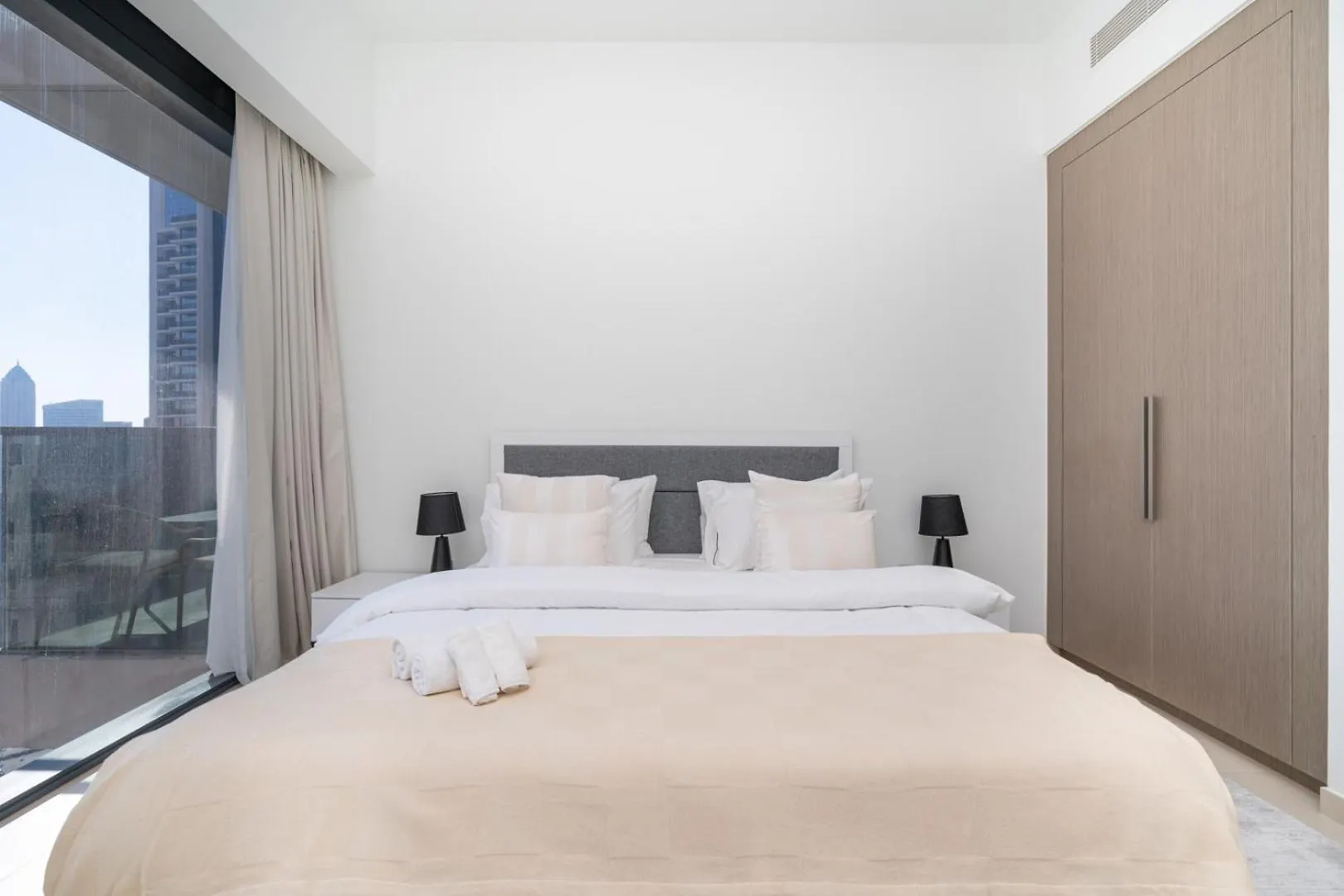 Downtown Luxury - Open Views Of The City & The Sea - Walking Distance To Dubai Mall Apartment 0*,  United Arab Emirates