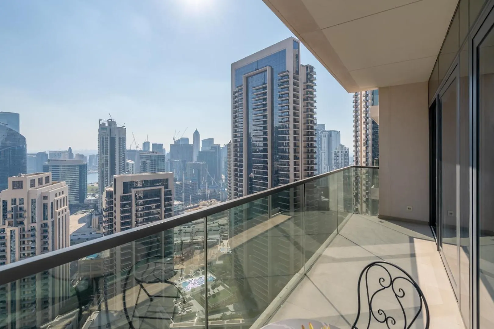Downtown Luxury - Open Views Of The City & The Sea - Walking Distance To Dubai Mall Apartment United Arab Emirates