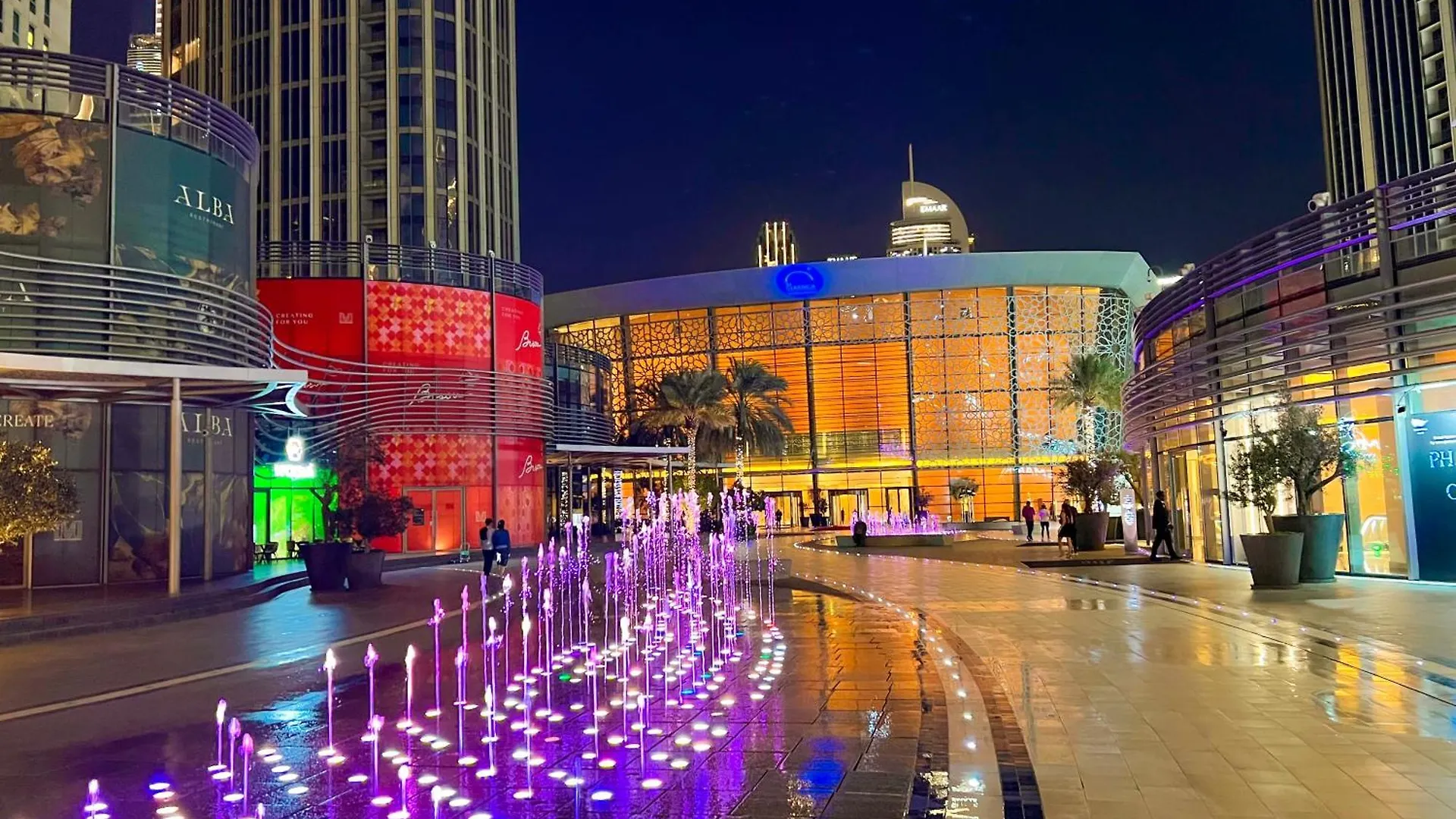 Downtown Luxury - Open Views Of The City & The Sea - Walking Distance To Dubai Mall Apartment United Arab Emirates